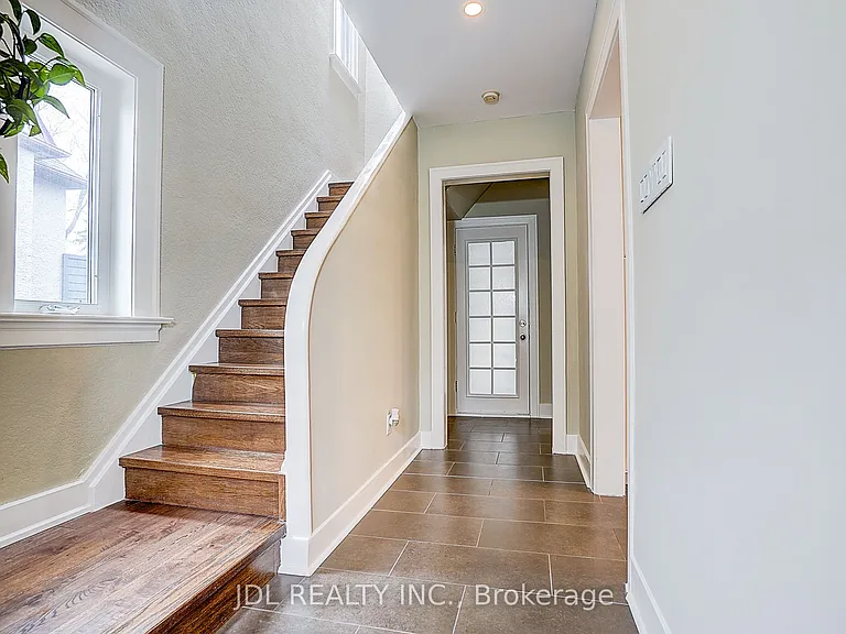 6 Nesbitt Dr — Photo 12