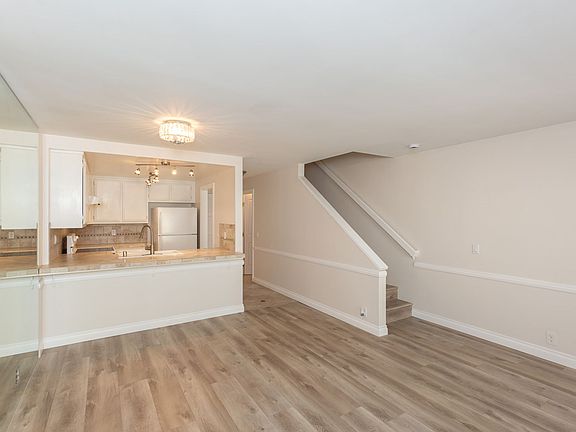 5th image of 8272 Gilman Dr Unit 26