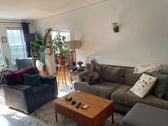 3rd image of 4881 N Paulina St APT 2A