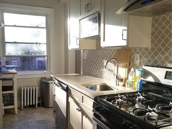 4th image of 3341 Wilson Ave