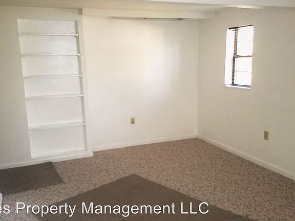 4th image of 1319 Forest Ave