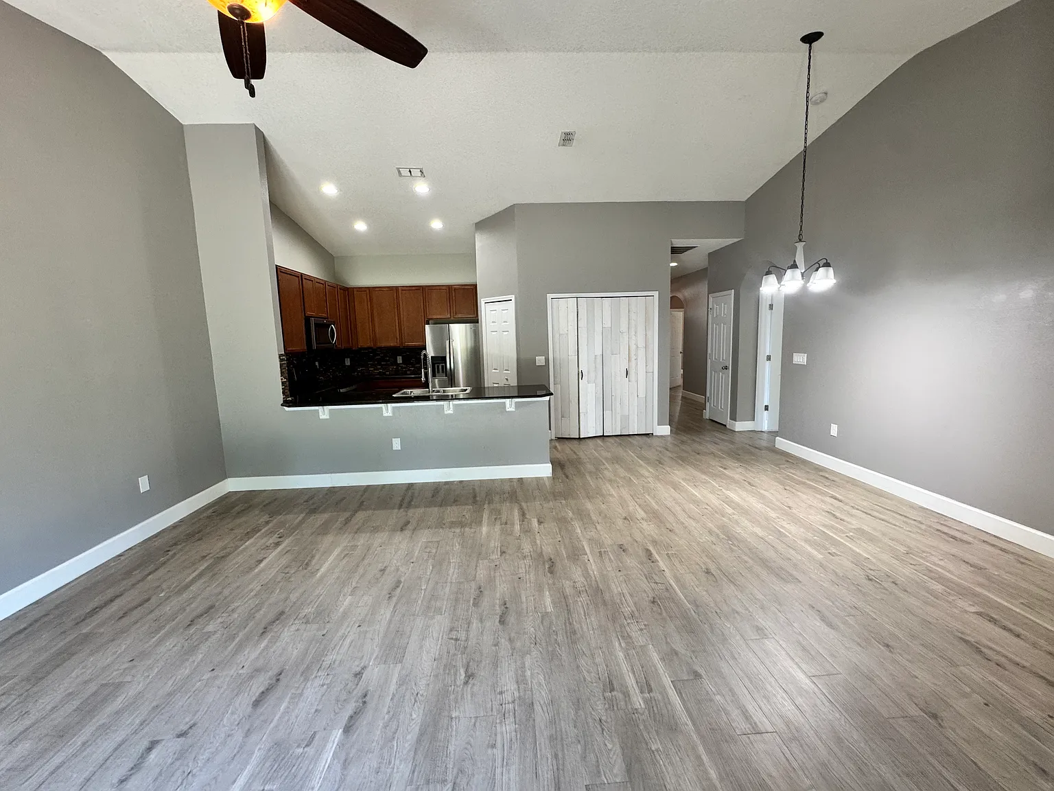 Nice 3 Beds 2 Baths Home in Mount Dora — Photo 3