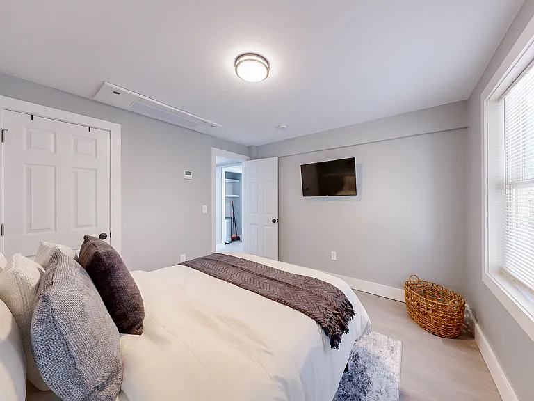 44 Hall St #0 — Photo 13