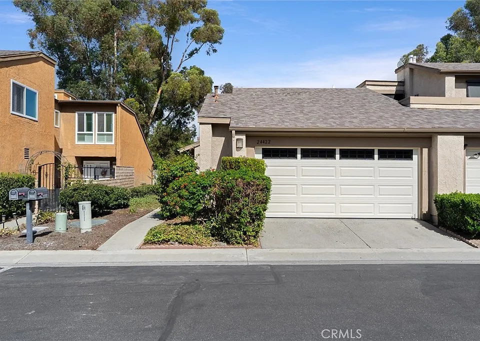 24422 Verena Ct