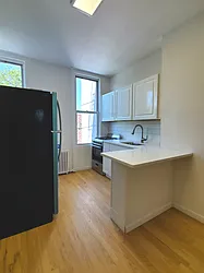 Rented by Nest Seekers International