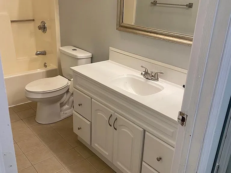 2739 Sweetbriar Ct — Photo 27