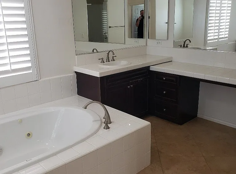 16020 Huntington Garden Ave — Photo 10