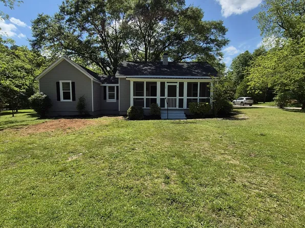127 S Church St, Bogart, GA 30622