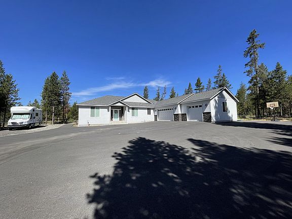 3rd image of 16816 Whittier Dr