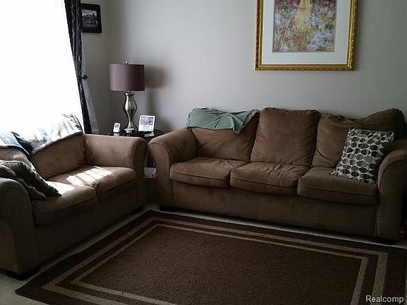 2nd image of 1317 Laurel Valley Dr #1