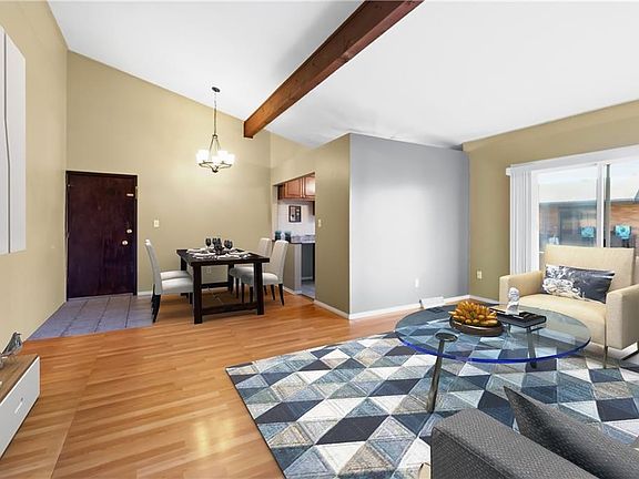 5th image of 24565 Clareshire Dr APT 201