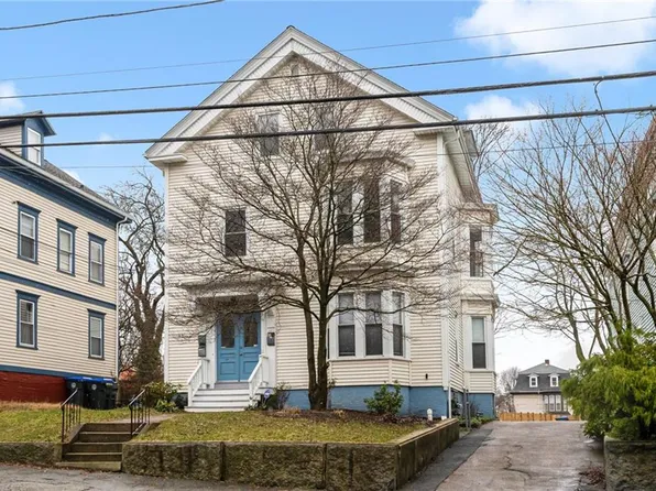 141 Doyle Ave #3, Providence, RI 02906