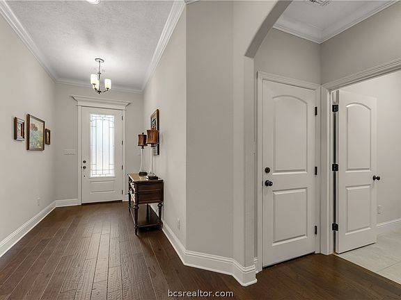 2nd image of 15609 Long Creek Ln