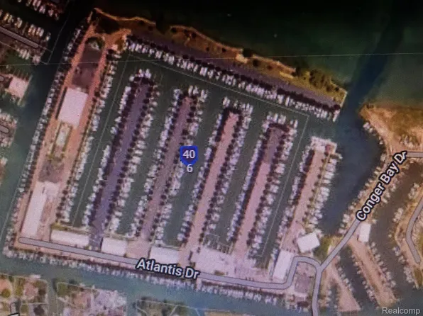 41700 Conger Bay Dr, Harrison Township, MI 48045