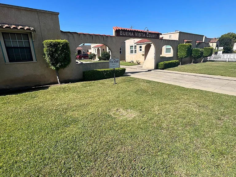 616 E Church St #E — Photo 1