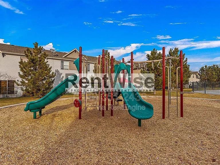 8732 W Pine Valley Ln — Photo 35