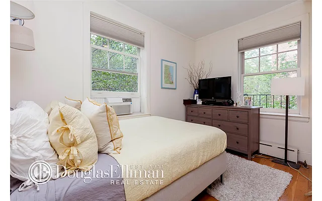 Rented by Douglas Elliman | media 10