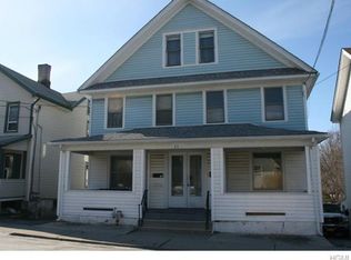 13 Bonnell Pl, Middletown, NY 10940