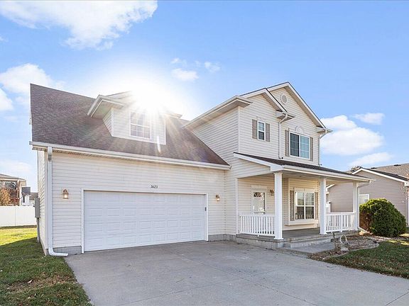 2nd image of 5623 Merlin Ln