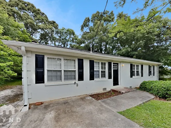 585 Oak Way, Lawrenceville, GA 30046