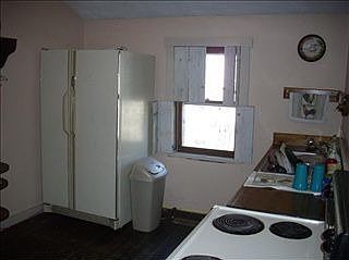 5th image of 817 S Clay St