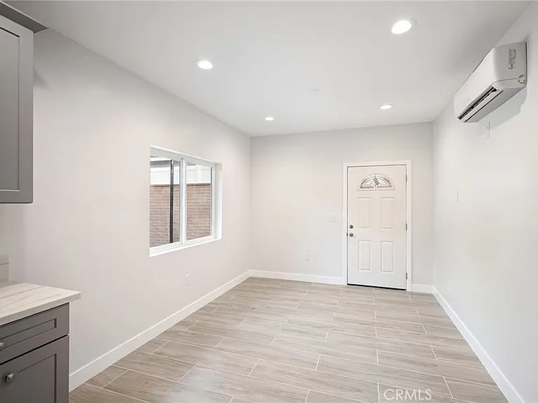 768 N Workman St — Photo 3