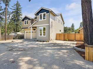 11813 Vernon Ave SW, Lakewood, WA