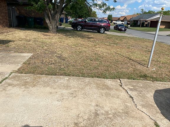 3rd image of 625 NW 116th St