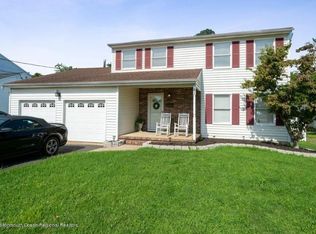 82 Hazlet Ave, Hazlet, NJ 07730