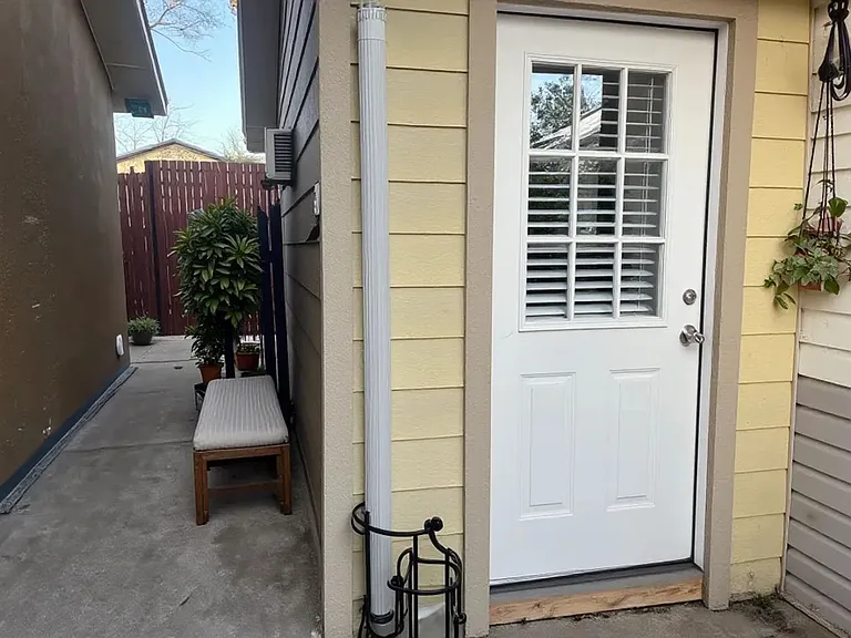 2351 Longhorn St — Photo 6