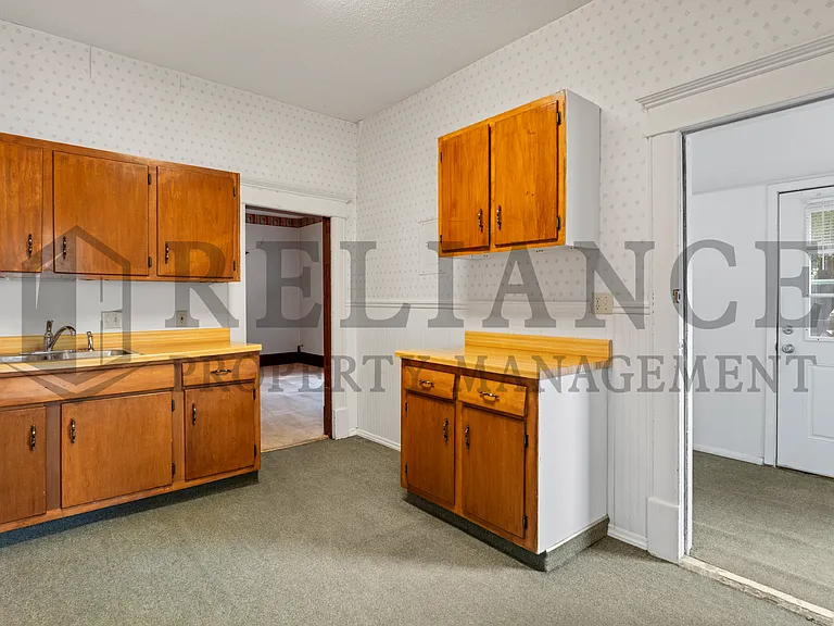 109 N Emporia St — Photo 18