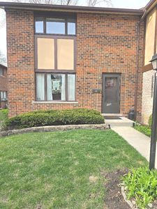 18W152 Buckingham Ln, Villa Park, IL, 60181