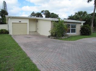 3157 Riddle Rd, West Palm Beach, FL 33406
