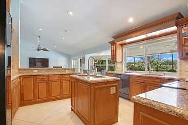 Home For Sale In Boca Lake