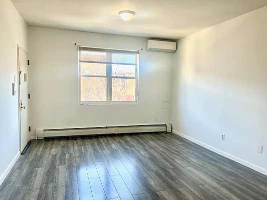 Rented by Compass | media 3