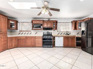 2100 E Alpine Cir, Mesa, AZ 85204