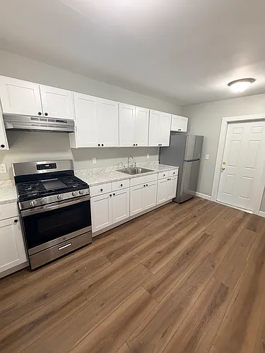 8 Arch St #2 Photo 1