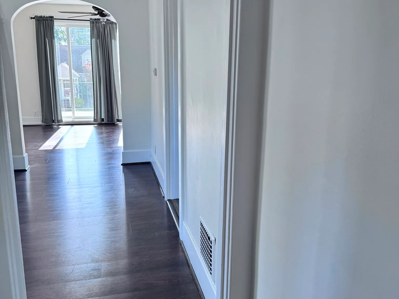 2 bed, 1000 sqft, $1,350 — Photo 1
