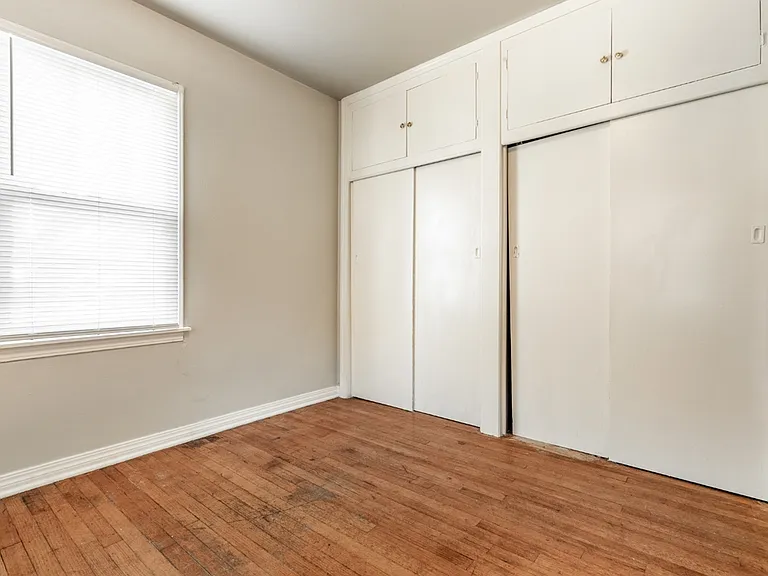 1216 E Campbell St — Photo 5