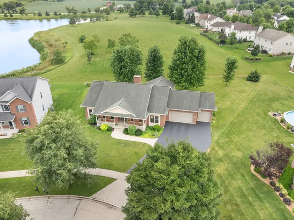 403 Jake Ct, Hampshire, IL 60140