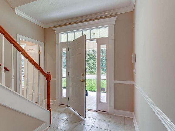 Entry_Foyer