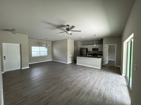 4th image of 3771 S San Mateo Dr