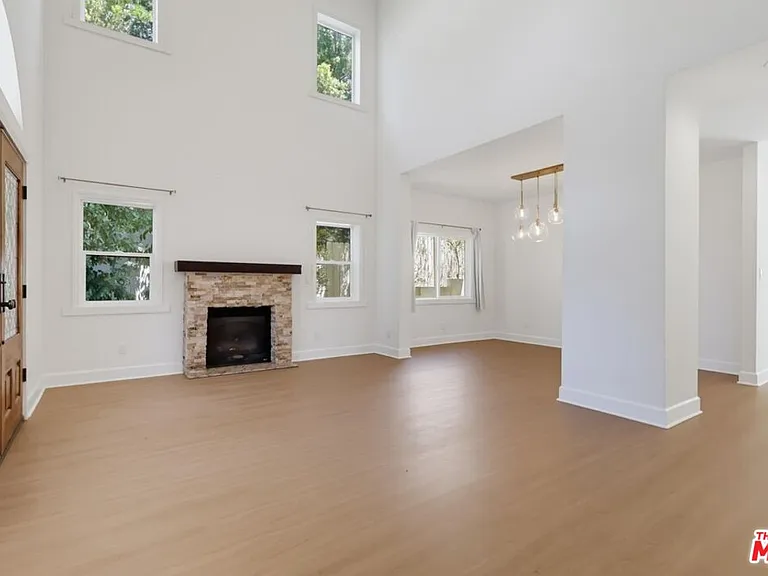 3528 Mesquite St — Photo 8