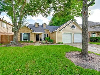 3806 Bartons Ln, Sugar Land, TX, 77479