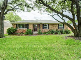 2526 Fenestra Dr, Dallas, TX 75228