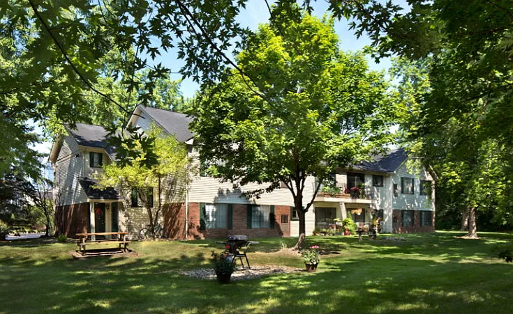 Arbor Woods Apartments