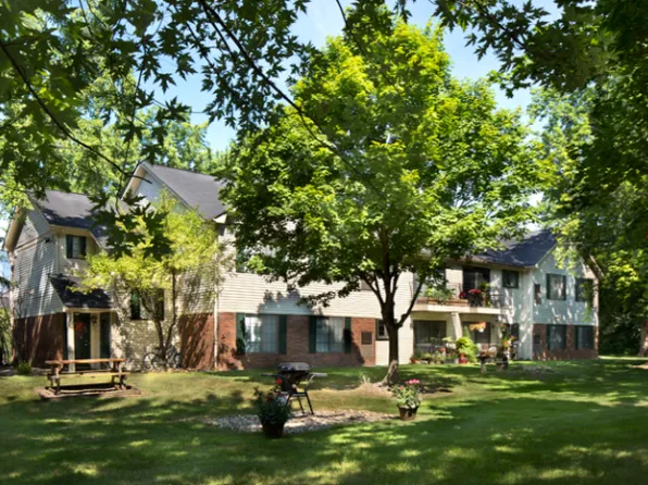 Arbor Woods Apartments