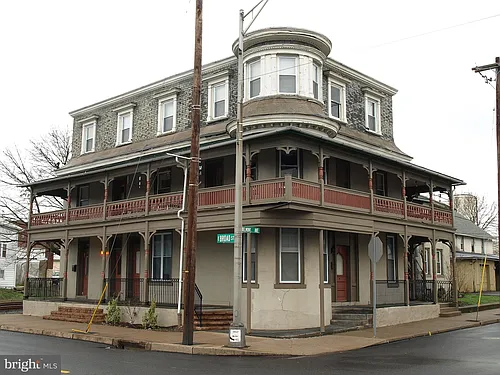 101 E Broad St #2 Photo 1