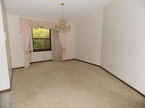 2nd image of 4918 Flora Dr