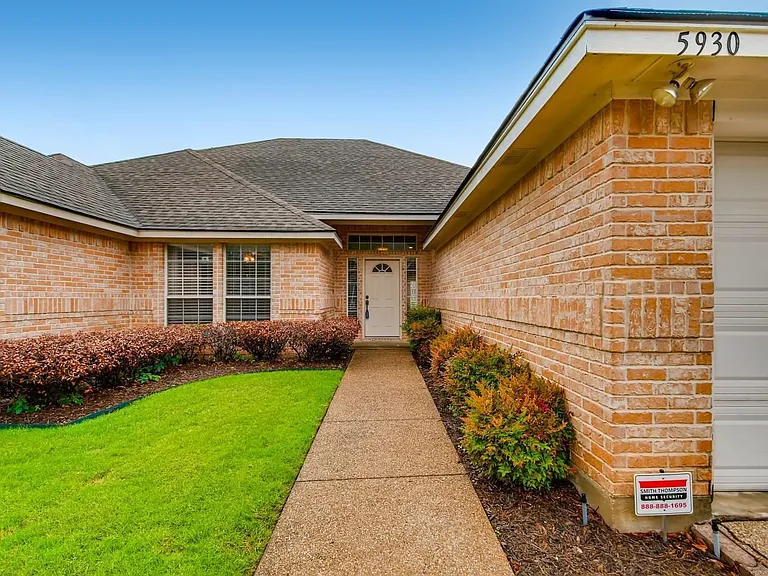 5930 River Bend Dr — Photo 4